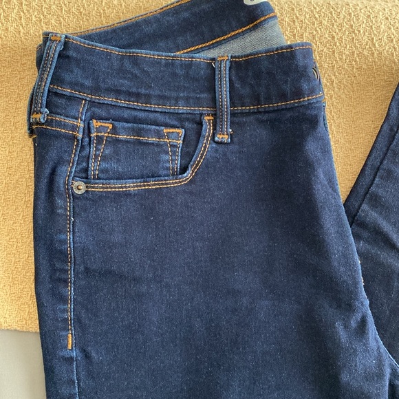 Old Navy Rockstar Super Skinny  10 tall NWOT - Picture 7 of 7